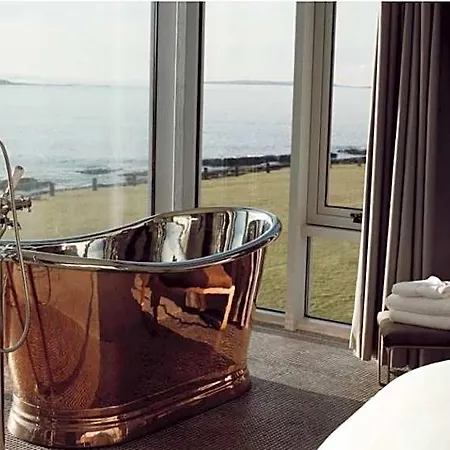 Hotell Armada 4*